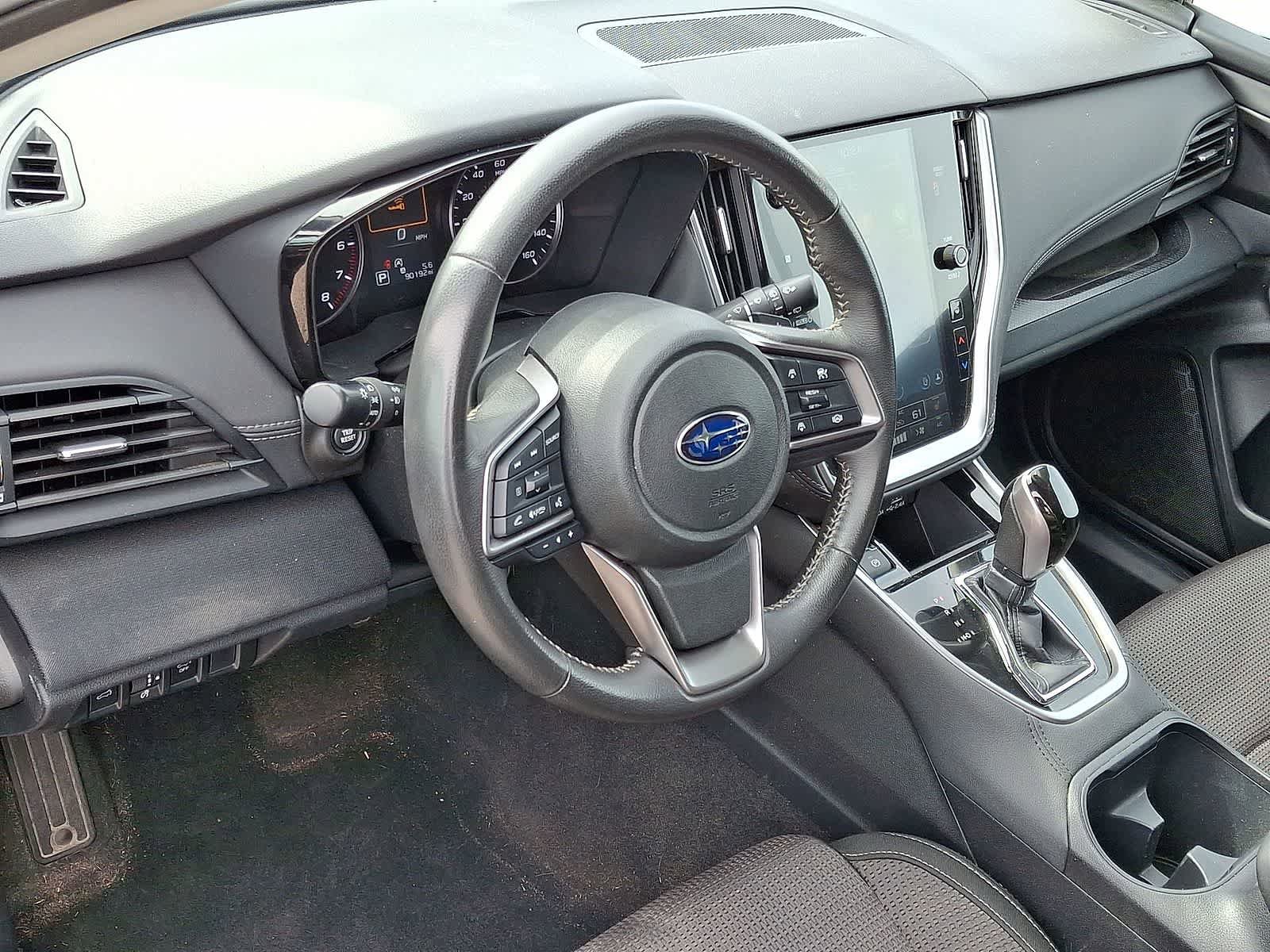 Used 2024 Subaru Outback Premium AWD/4WD image 16