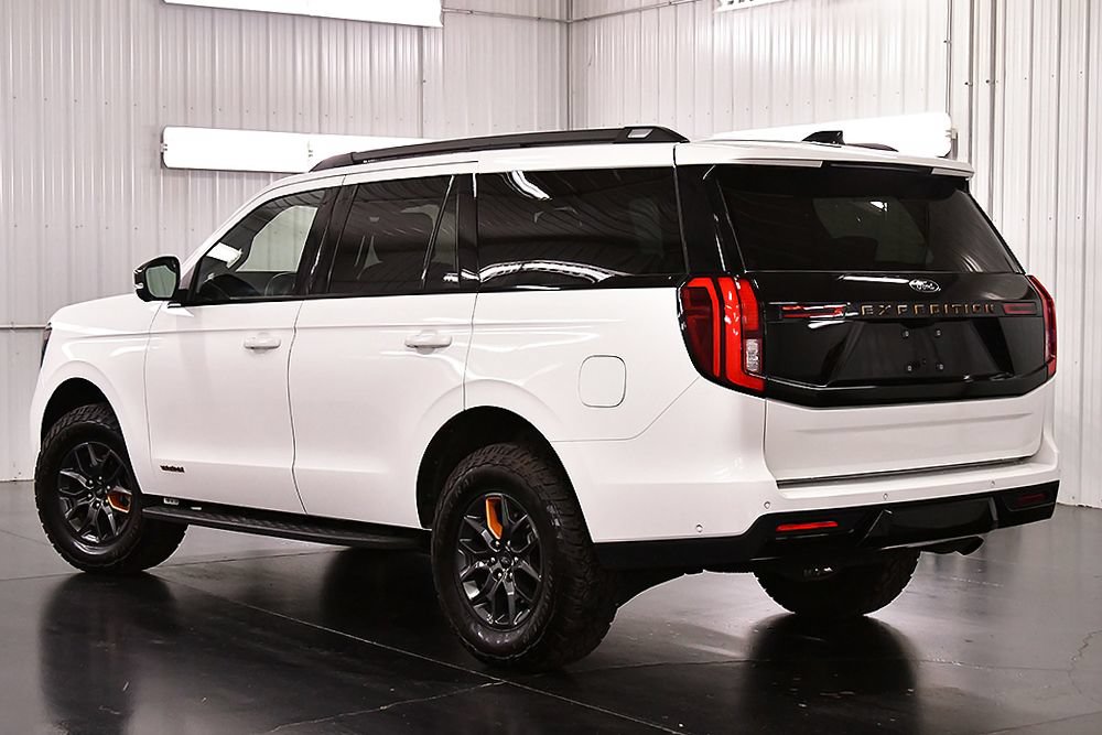 Used 2025 Ford Expedition Tremor AWD/4WD image 5