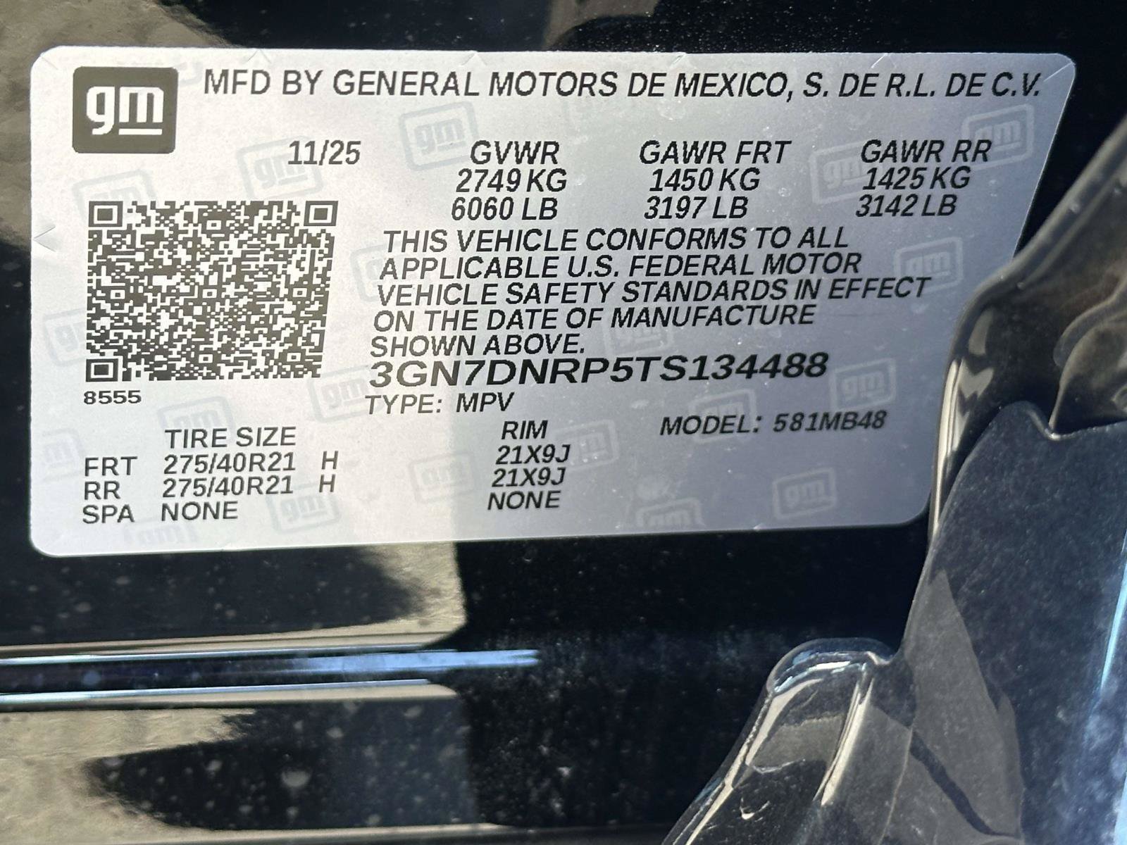 New 2026 Chevrolet Equinox EV LT w/ Convenience Package II FWD image 28