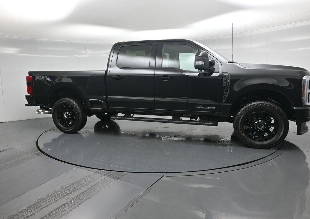 New 2026 Ford F250 Lariat w/ Black Appearance Package image 25