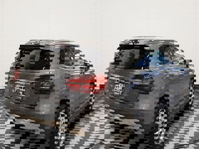 Used 2020 Mercedes-Benz GLA 250 4MATIC image 4