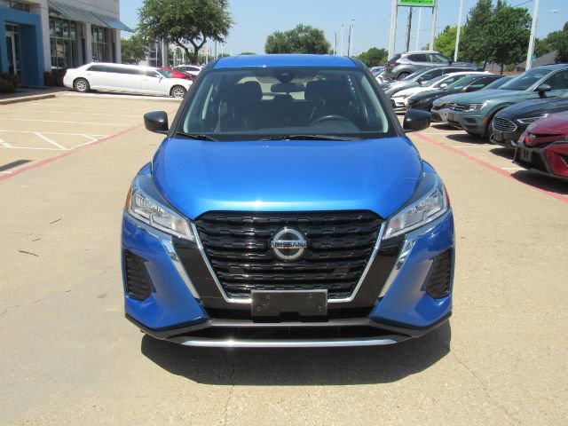 Used 2021 Nissan Kicks S image 2