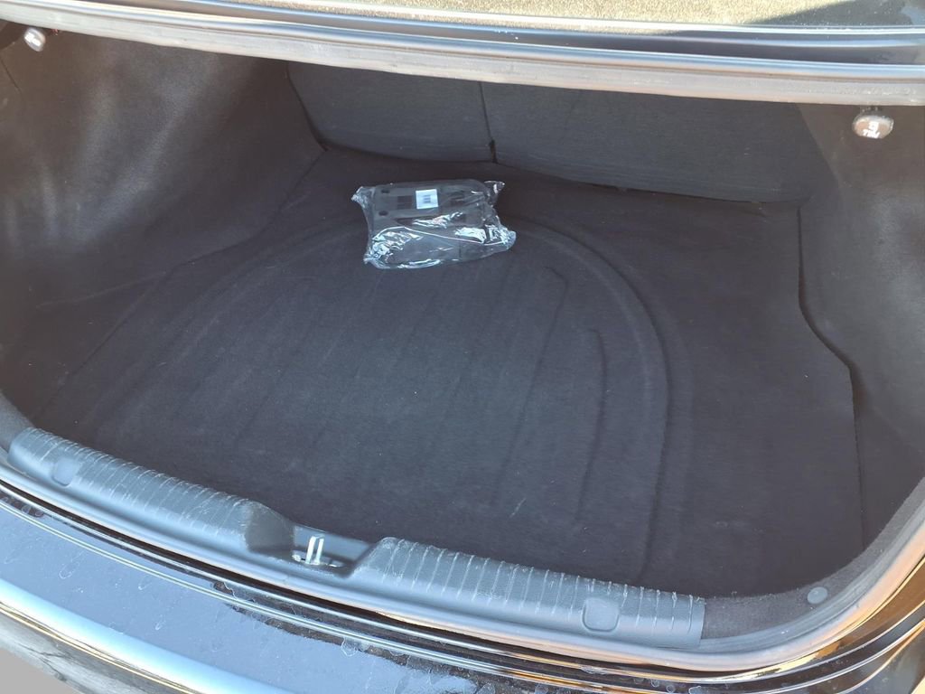 Used 2018 Kia Forte EX image 21