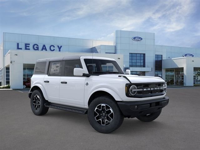New 2026 Ford Bronco Outer Banks image 7