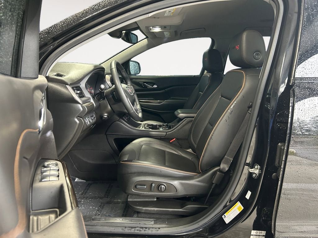 Used 2023 GMC Acadia AT4 w/ Technology Package AWD/4WD image 16