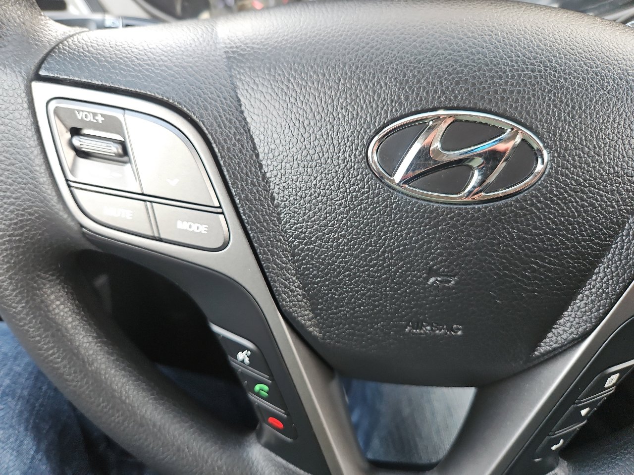 Used 2015 Hyundai Santa Fe Sport w/ Option Group 02 image 25