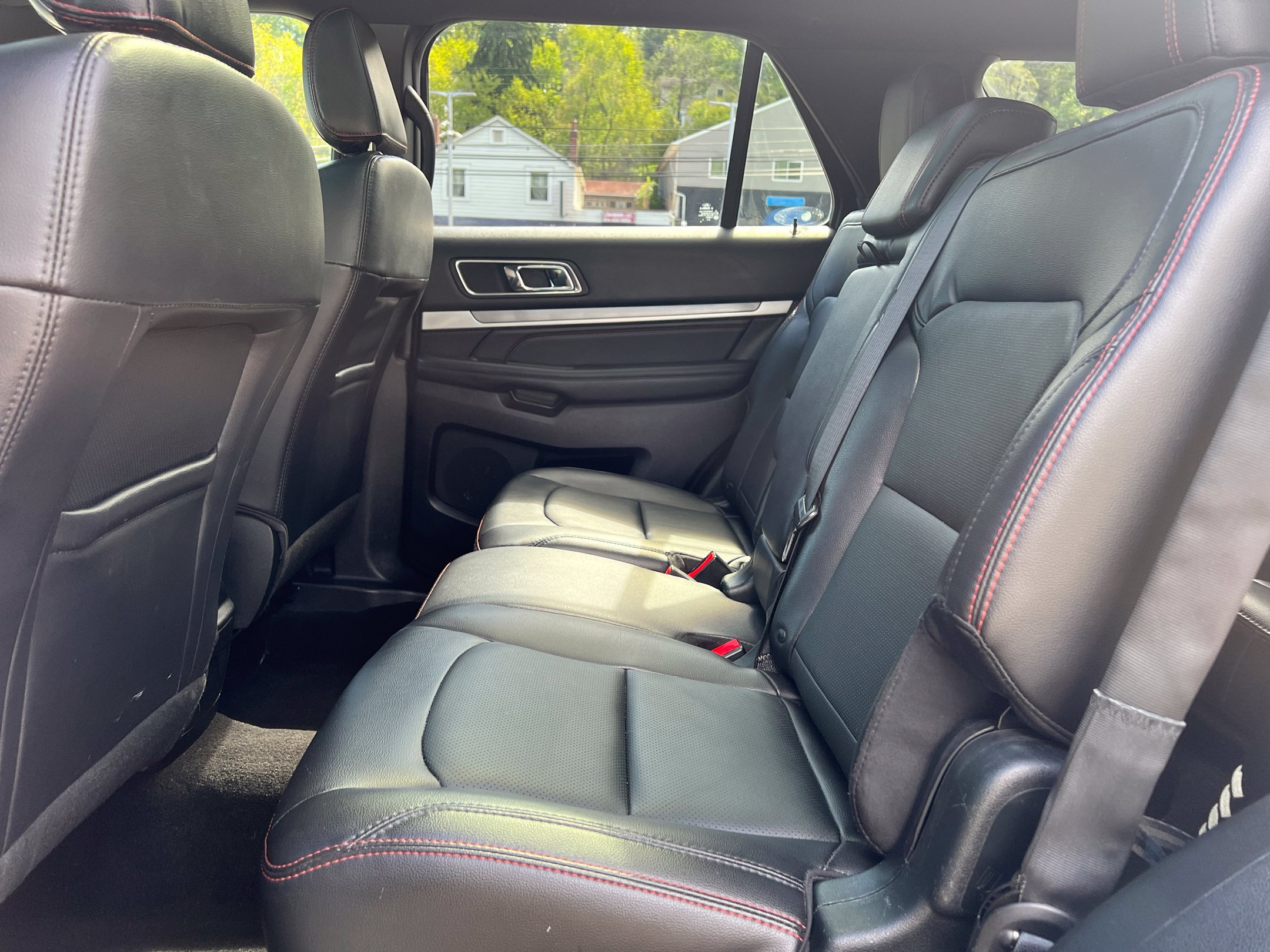 Used 2019 Ford Explorer Sport w/ Equipment Group 401A AWD/4WD image 27