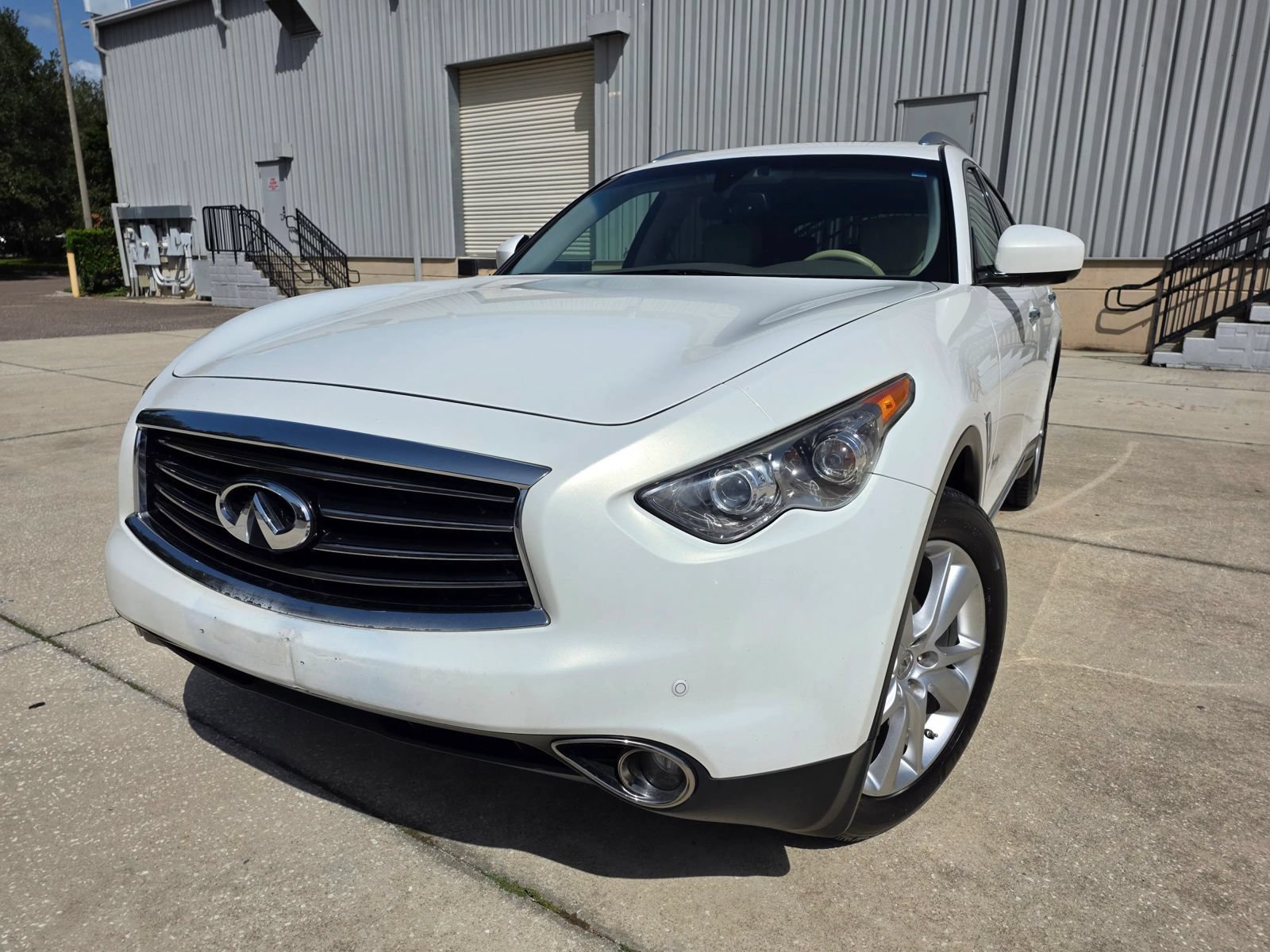 Used 2012 INFINITI FX35 2WD w/ Premium Pkg image 7