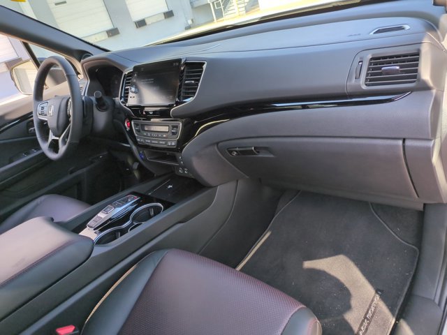 Used 2026 Honda Ridgeline Black Edition image 22