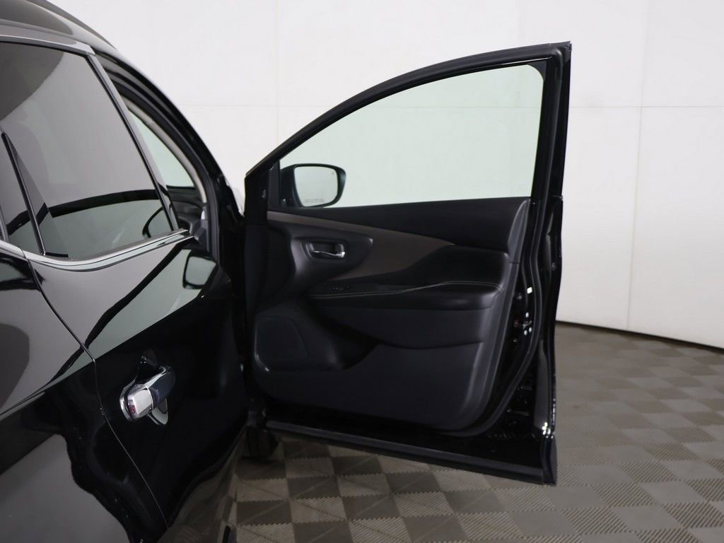 Used 2023 Nissan Murano SV w/ SV Midnight Edition Package AWD/4WD image 18