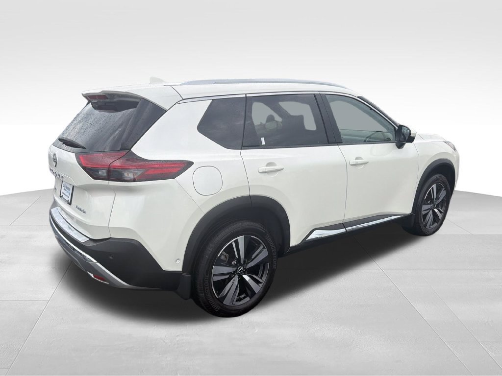 Used 2023 Nissan Rogue Platinum w/ Platinum Premium Package FWD image 6
