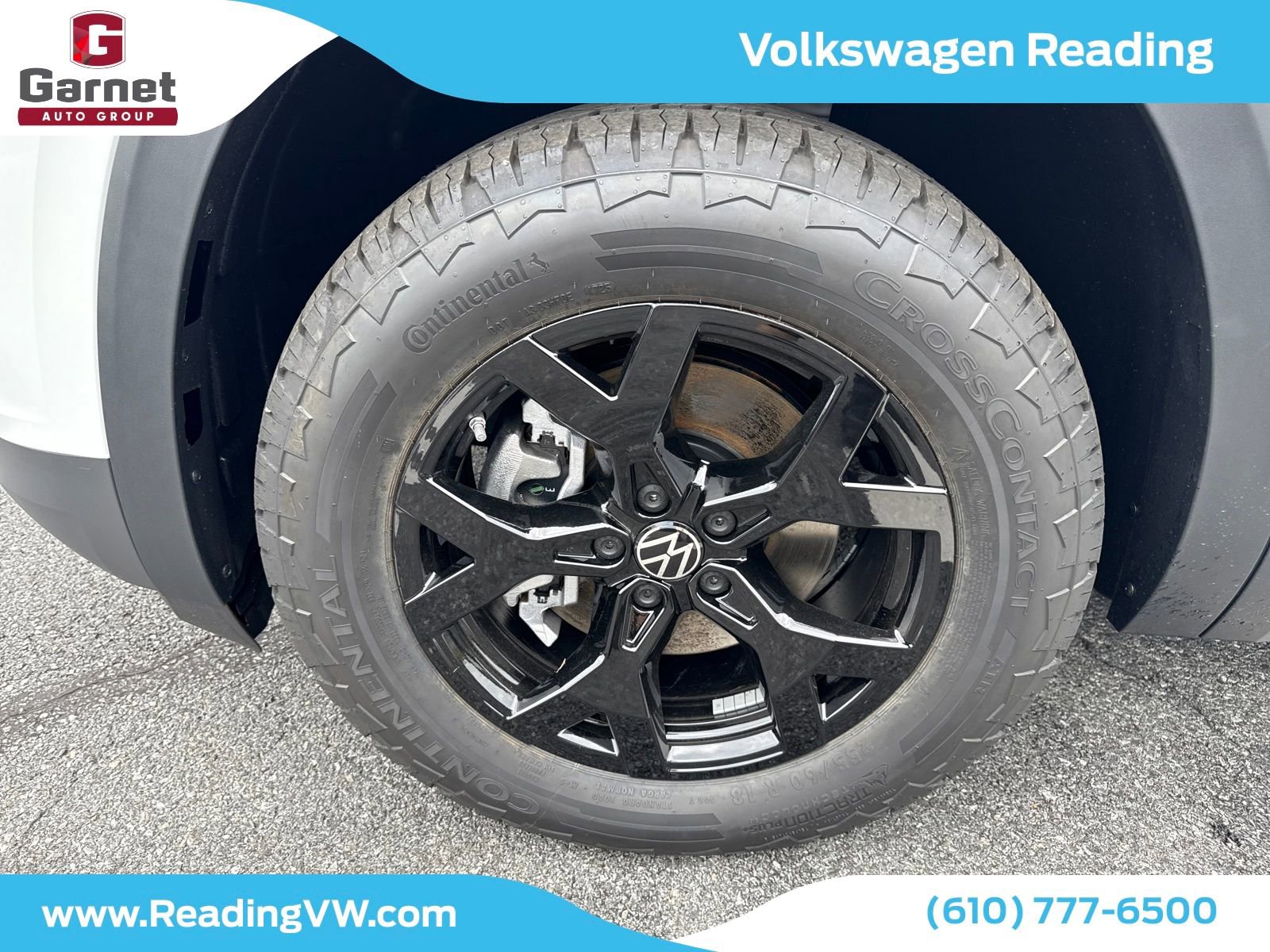 New 2025 Volkswagen Atlas Peak Edition SE image 9