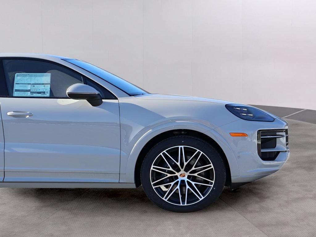 New 2026 Porsche Cayenne Coupe AWD/4WD image 10