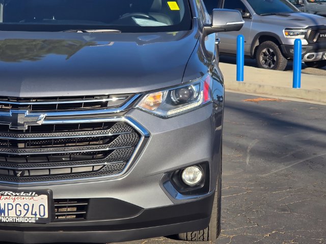 Certified 2021 Chevrolet Traverse LT w/ LT Premium Package FWD image 3