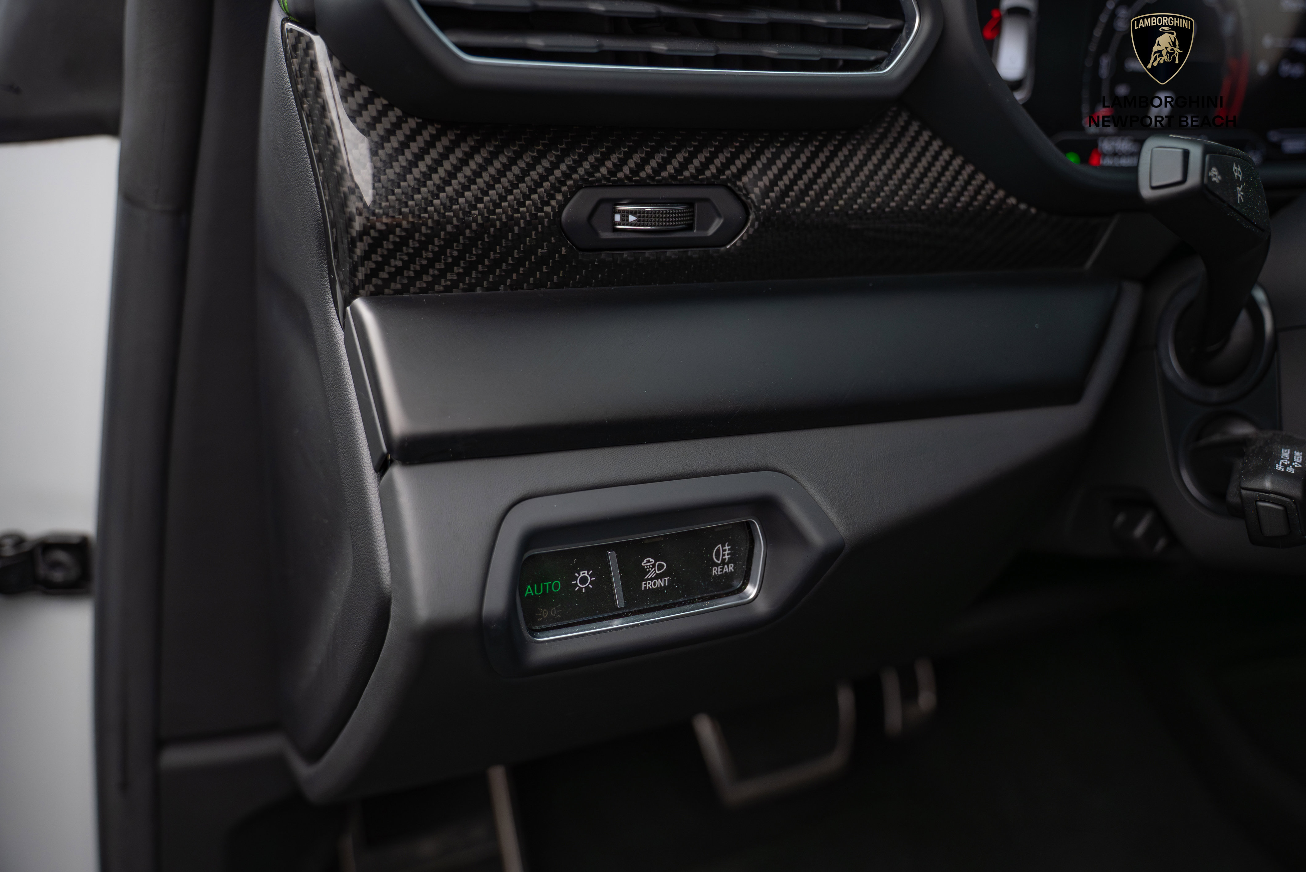 Used 2024 Lamborghini Urus S image 27