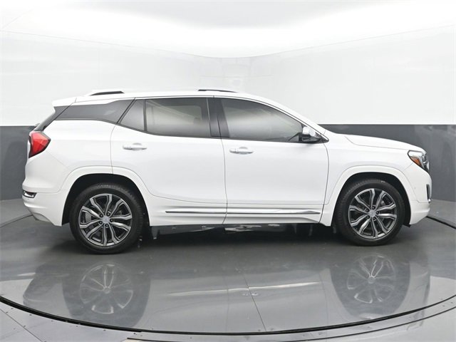 Used 2019 GMC Terrain Denali w/ Advanced Safety Package image 6