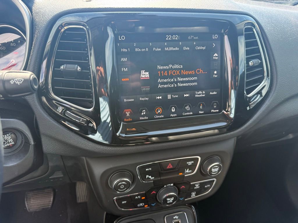 Used 2018 Jeep Compass Limited w/ Navigation Group AWD/4WD image 12