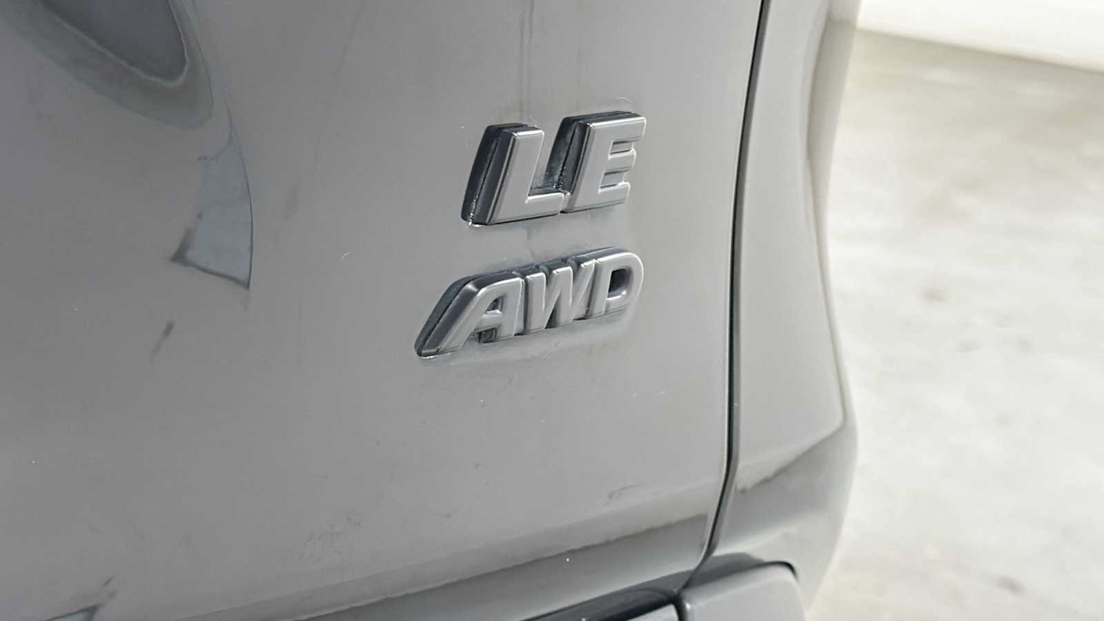 Certified 2024 Toyota RAV4 LE AWD/4WD image 28
