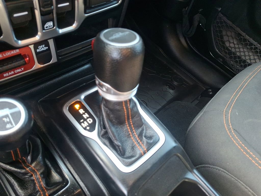 Used 2022 Jeep Gladiator Mojave AWD/4WD image 16