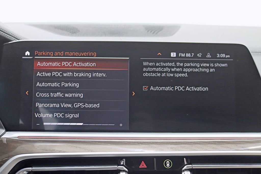 Used 2022 BMW X5 xDrive40i w/ M Sport Package AWD/4WD image 22