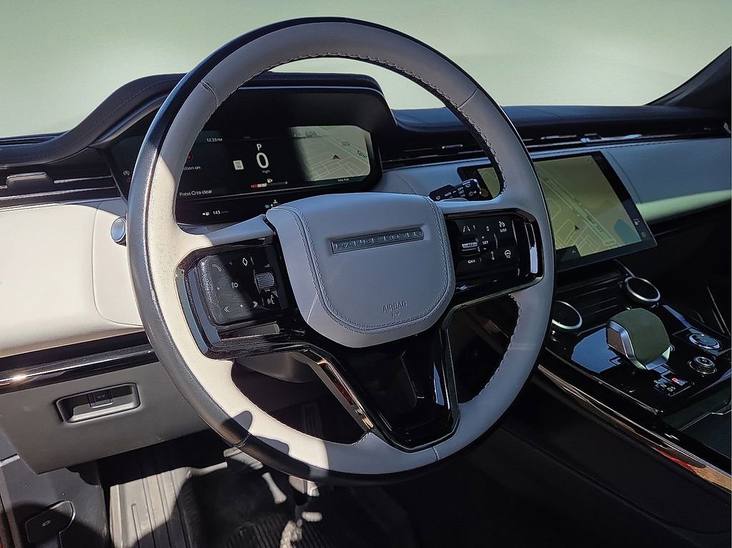 Used 2023 Land Rover Range Rover Sport SE Dynamic image 24