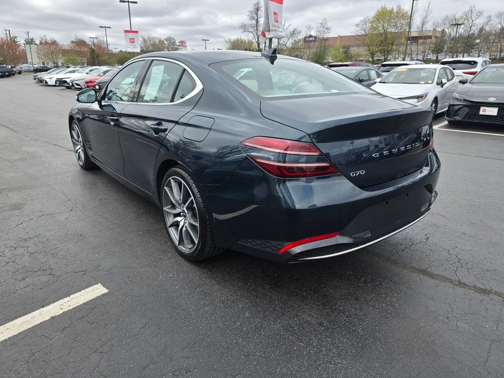 Used 2023 Genesis G70 2.0T RWD image 6