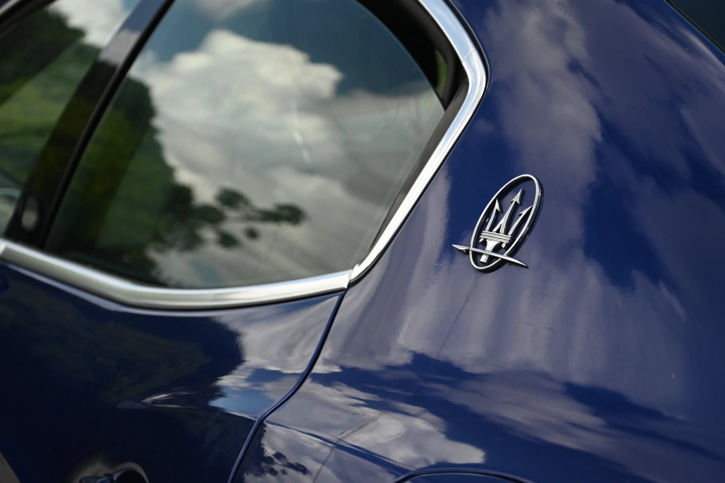 Used 2016 Maserati Ghibli RWD image 8