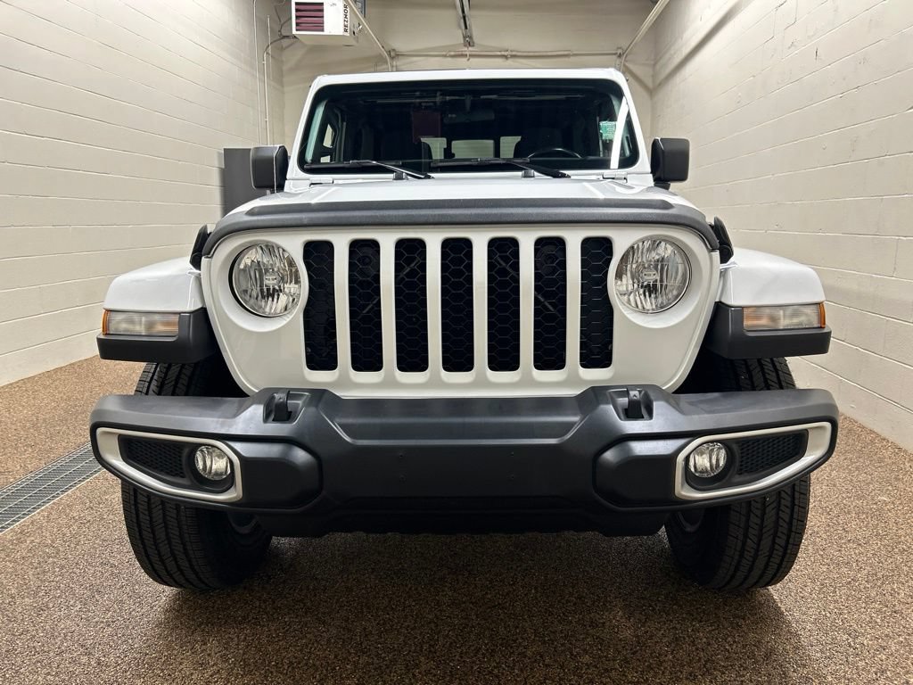 Used 2022 Jeep Gladiator Sport AWD/4WD image 6