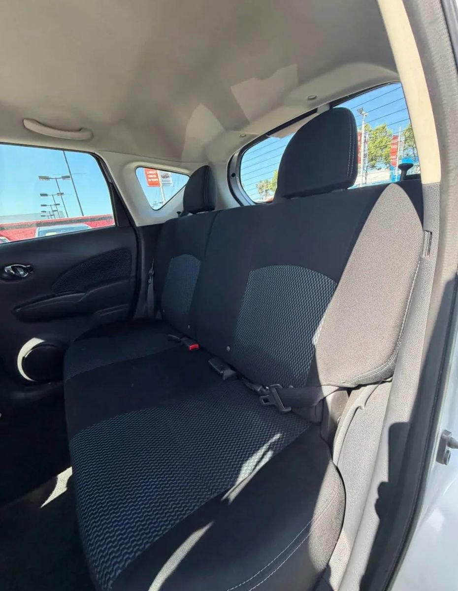 Used 2015 Nissan Versa Note SV FWD image 6