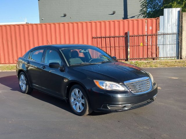 Used 2012 Chrysler 200 Touring w/ Cold Weather Group FWD image 8
