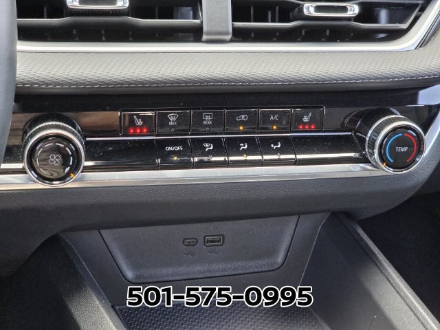 Used 2025 Chevrolet Equinox LT FWD image 23