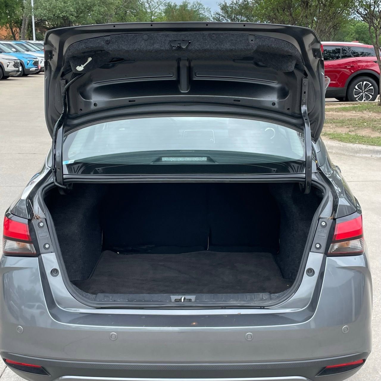 Used 2024 Nissan Versa SV FWD image 26