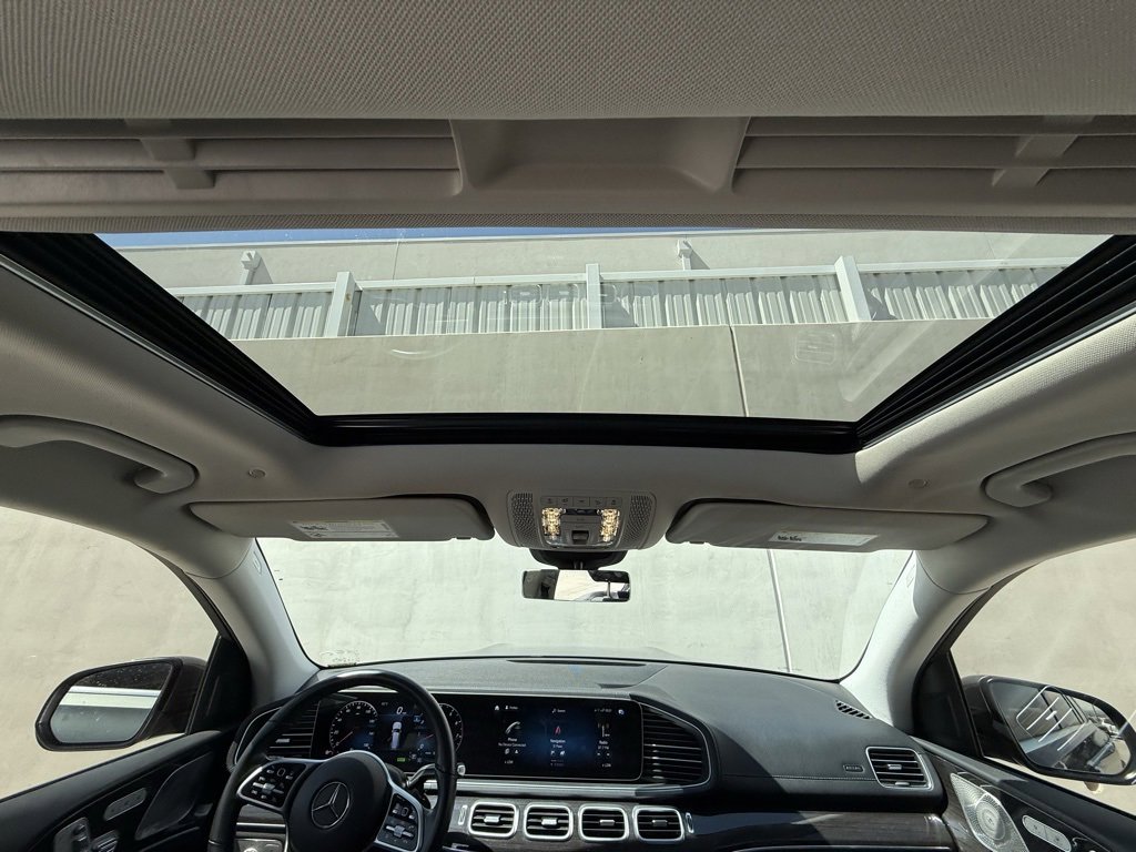 Used 2022 Mercedes-Benz GLS 450 4MATIC image 7