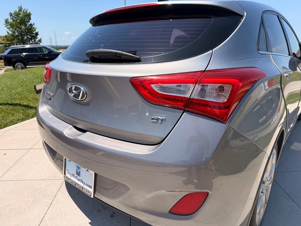 Used 2015 Hyundai Elantra GT w/ Option Group 03 FWD image 24