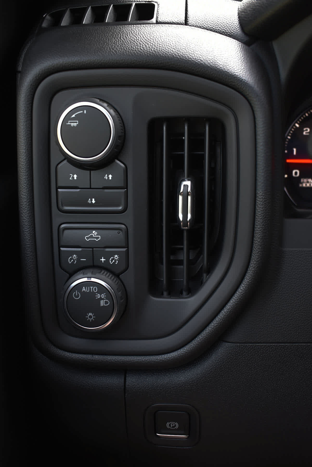New 2026 Chevrolet Silverado 2500 Custom w/ Custom Convenience Package AWD/4WD image 19