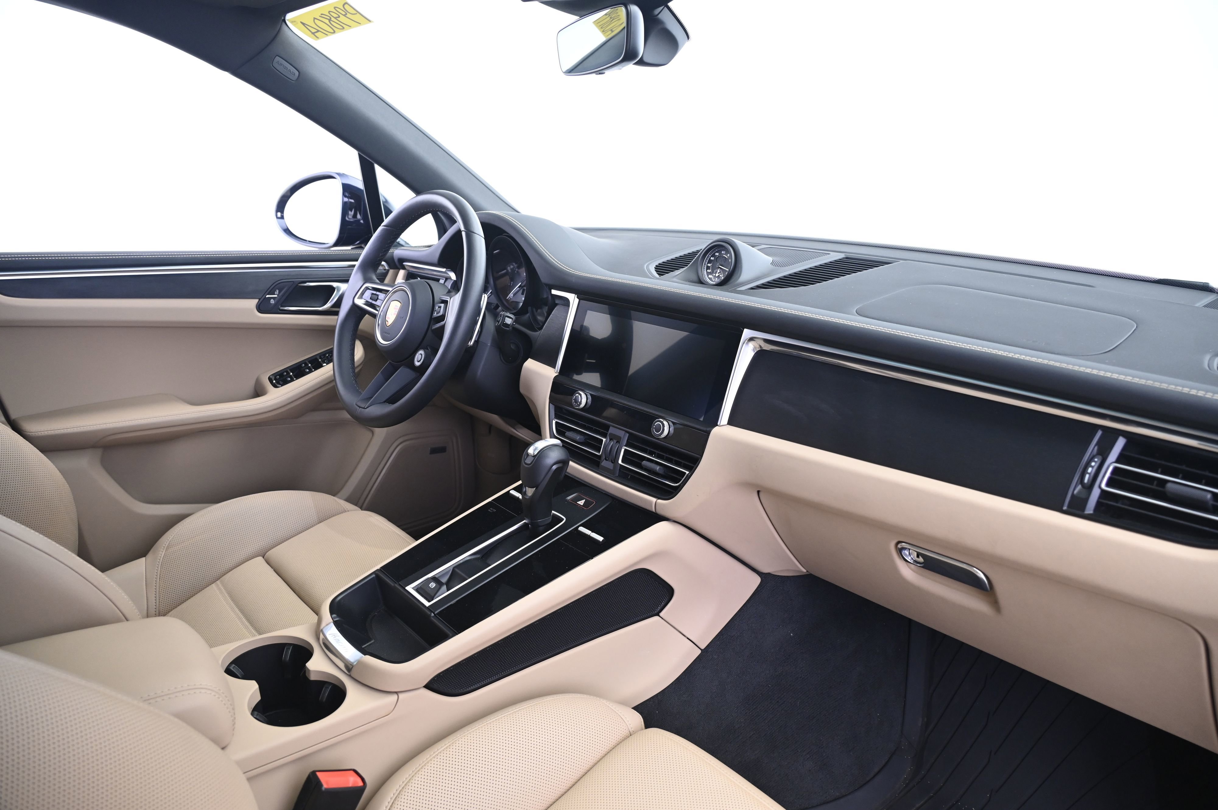 Certified 2022 Porsche Macan GTS image 22