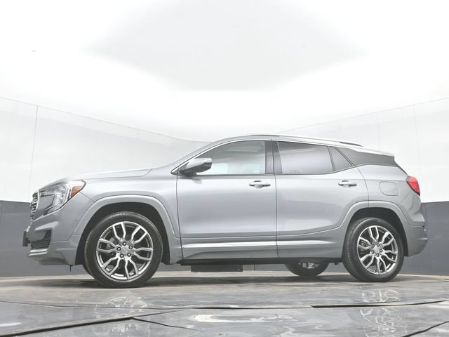 Used 2023 GMC Terrain Denali w/ Denali Premium Package AWD/4WD image 48