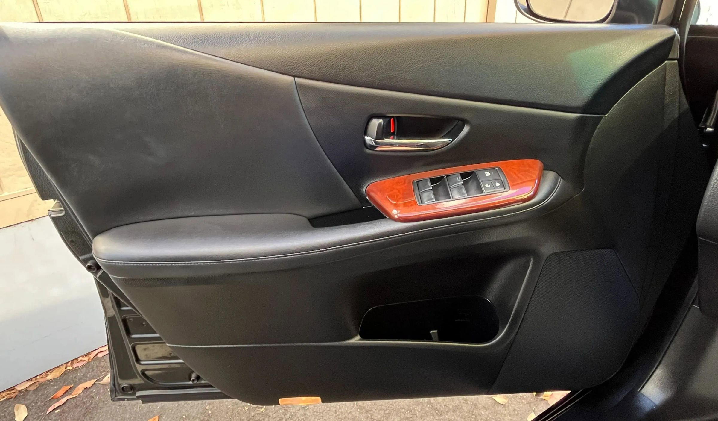 Used 2010 Lexus HS 250h Premium image 9