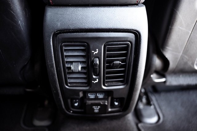 Used 2024 Dodge Durango GT image 37