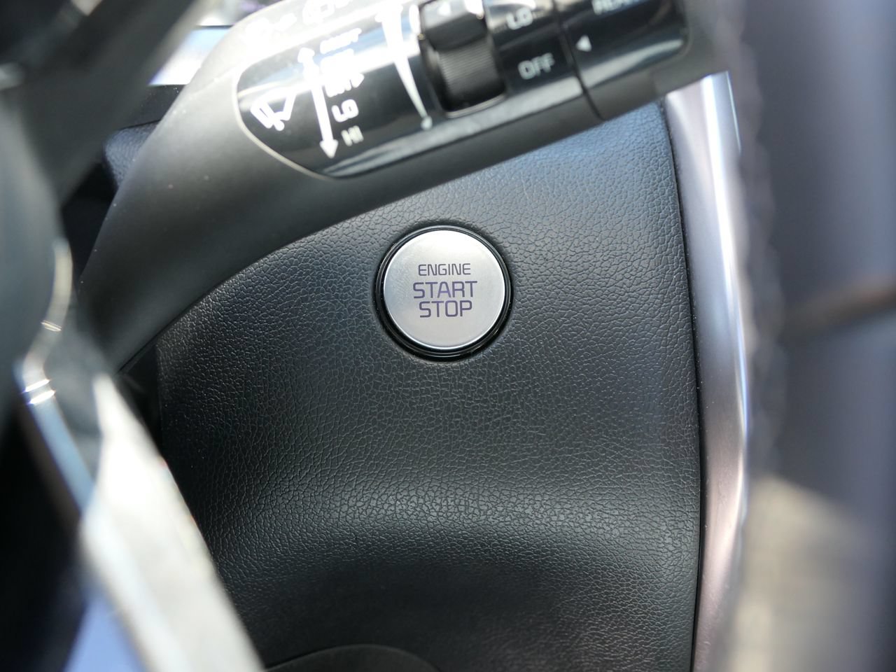 Used 2023 Kia Sorento EX FWD image 16