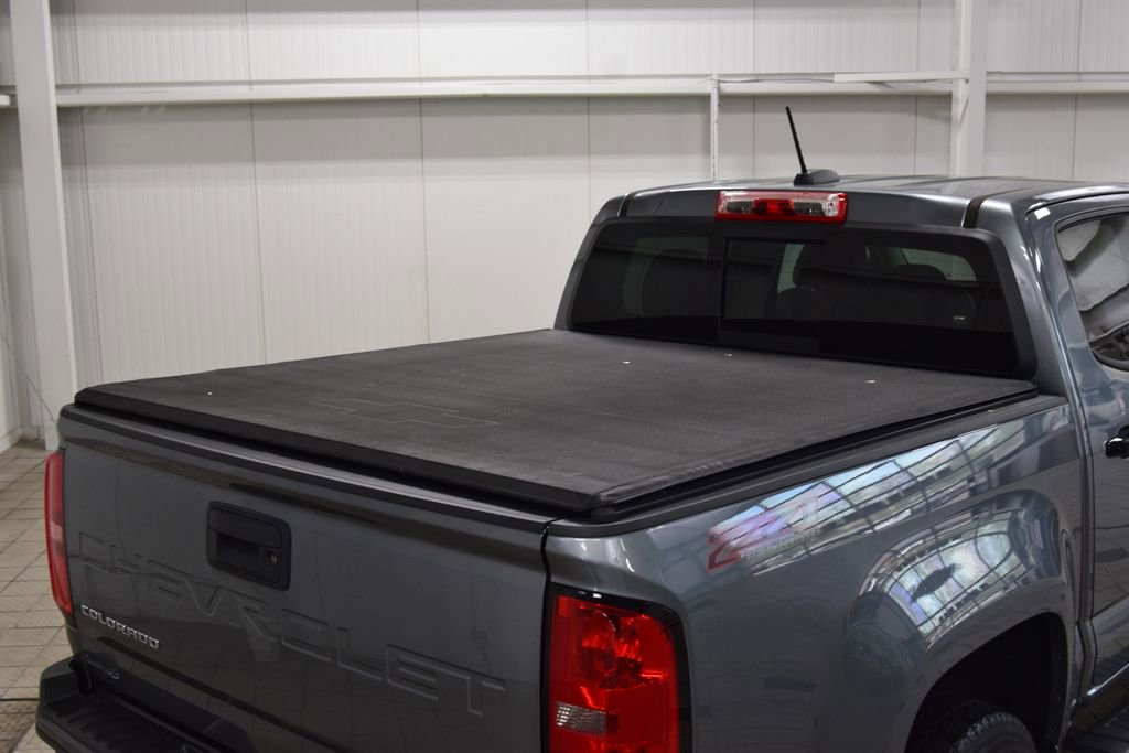 Used 2021 Chevrolet Colorado Z71 w/ Safety Package AWD/4WD image 27