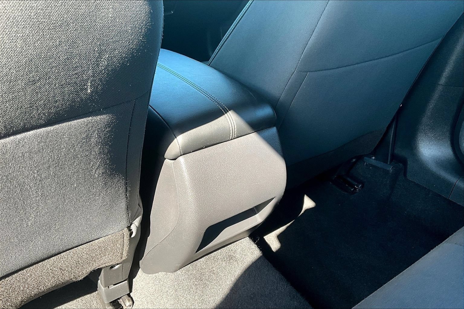 Used 2024 Nissan Altima 2.5 S FWD image 12