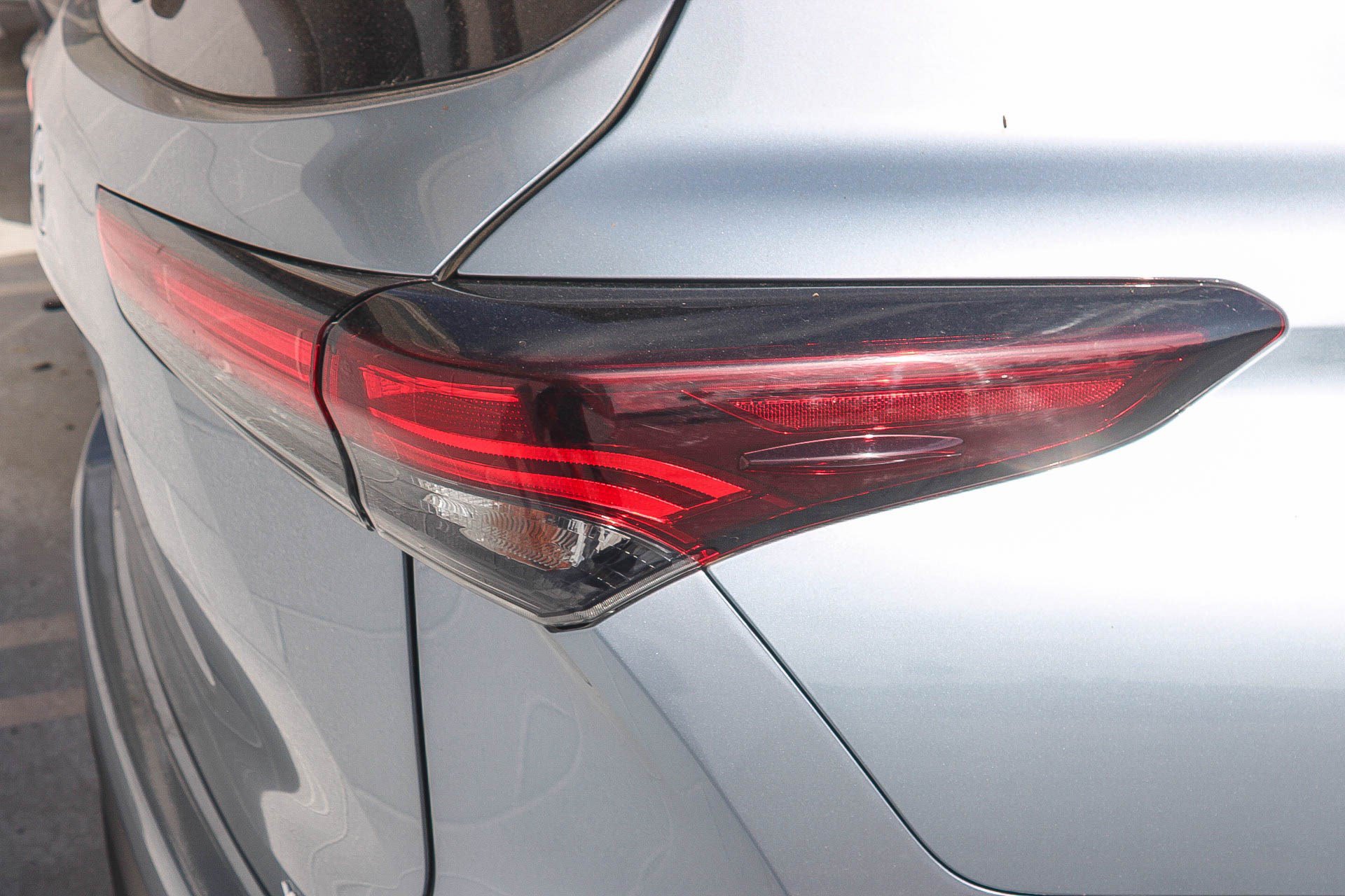 Used 2024 Toyota Highlander XLE FWD image 15