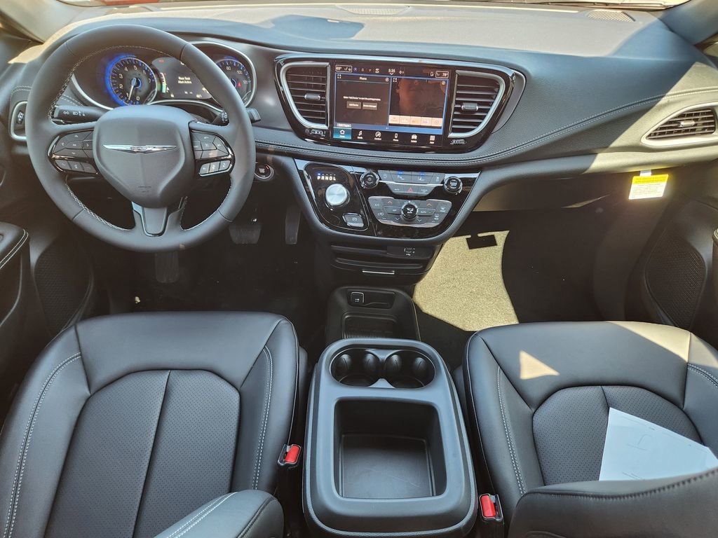 New 2026 Chrysler Pacifica Select w/ S Appearance Package image 19