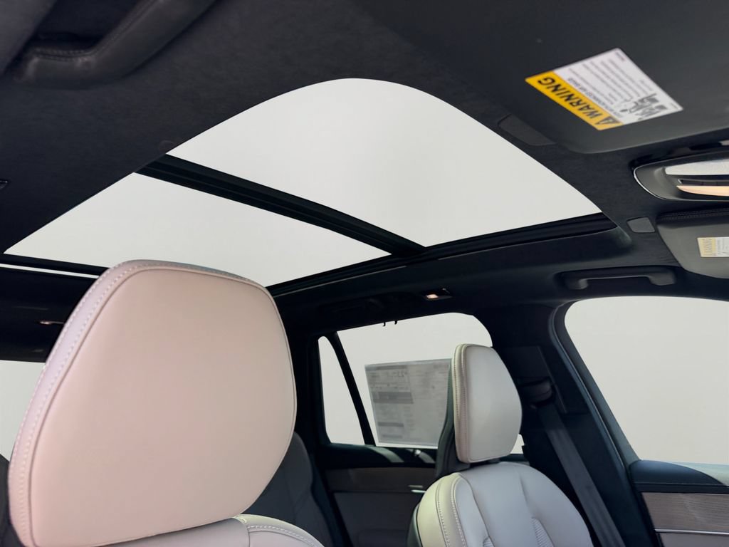 New 2026 Volvo XC90 B6 Ultra w/ Lounge Package AWD/4WD image 5