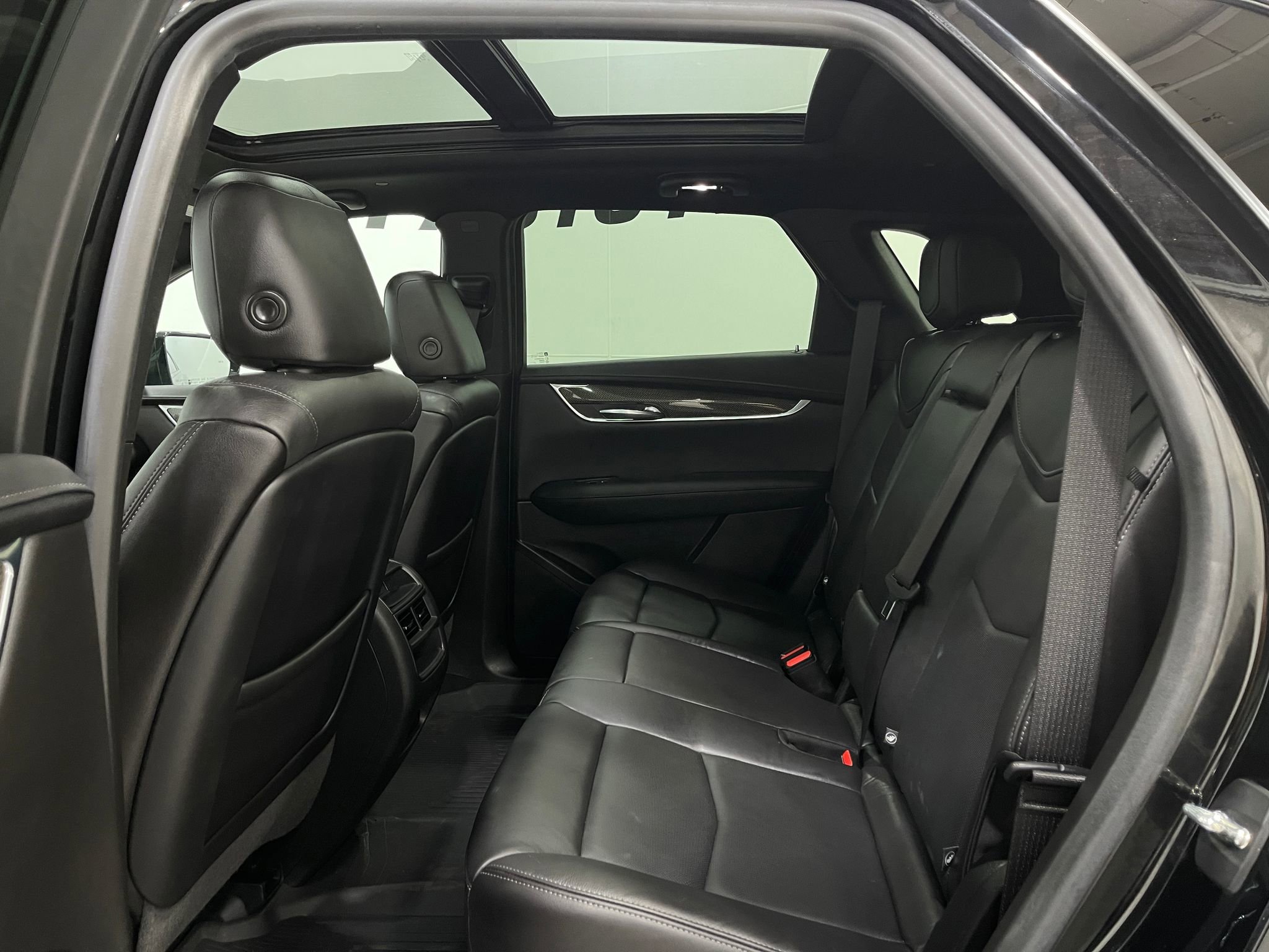 Used 2020 Cadillac XT5 Sportv w/ LPO, Floor Liner Package image 27