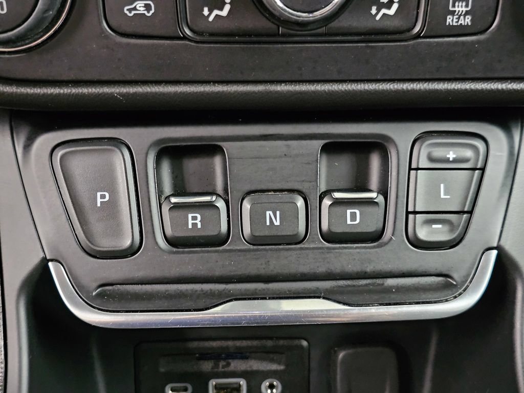 Used 2020 GMC Terrain SLT w/ Elevation Edition AWD/4WD image 21