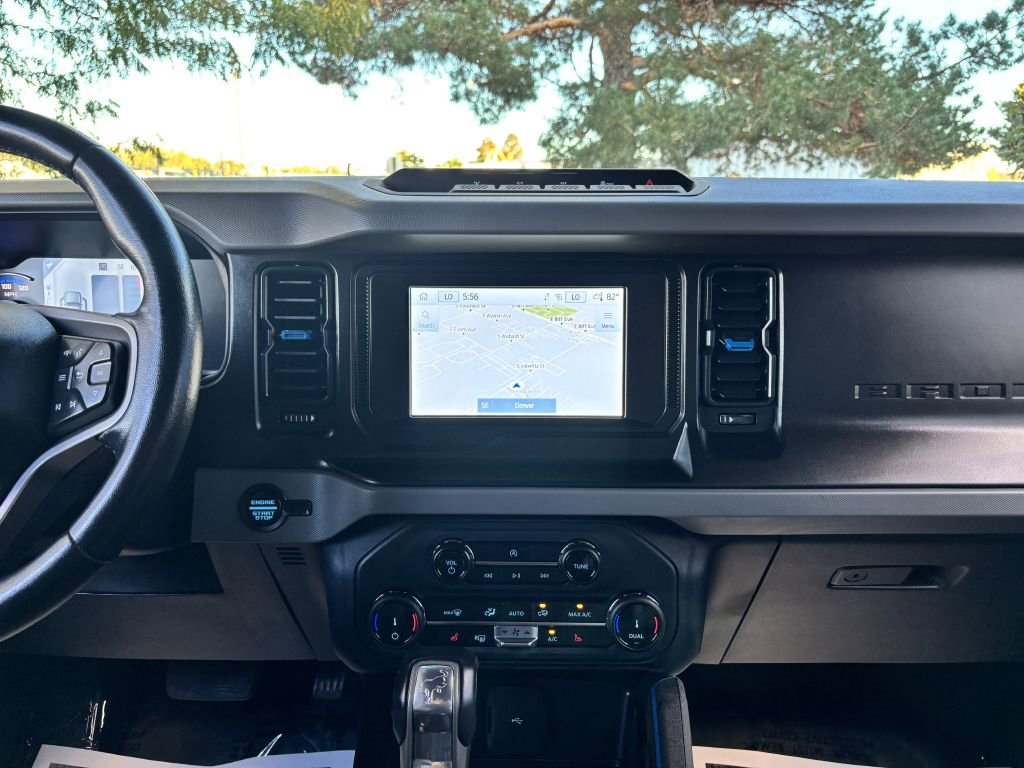 Used 2022 Ford Bronco Black Diamond w/ Sasquatch Package image 21