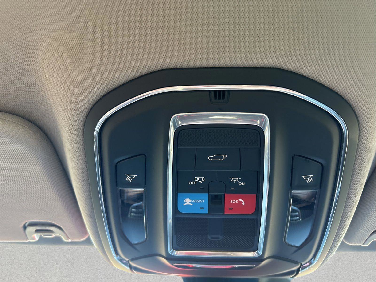 Used 2023 Jeep Wagoneer Series III w/ Preferred Equipment Group image 23