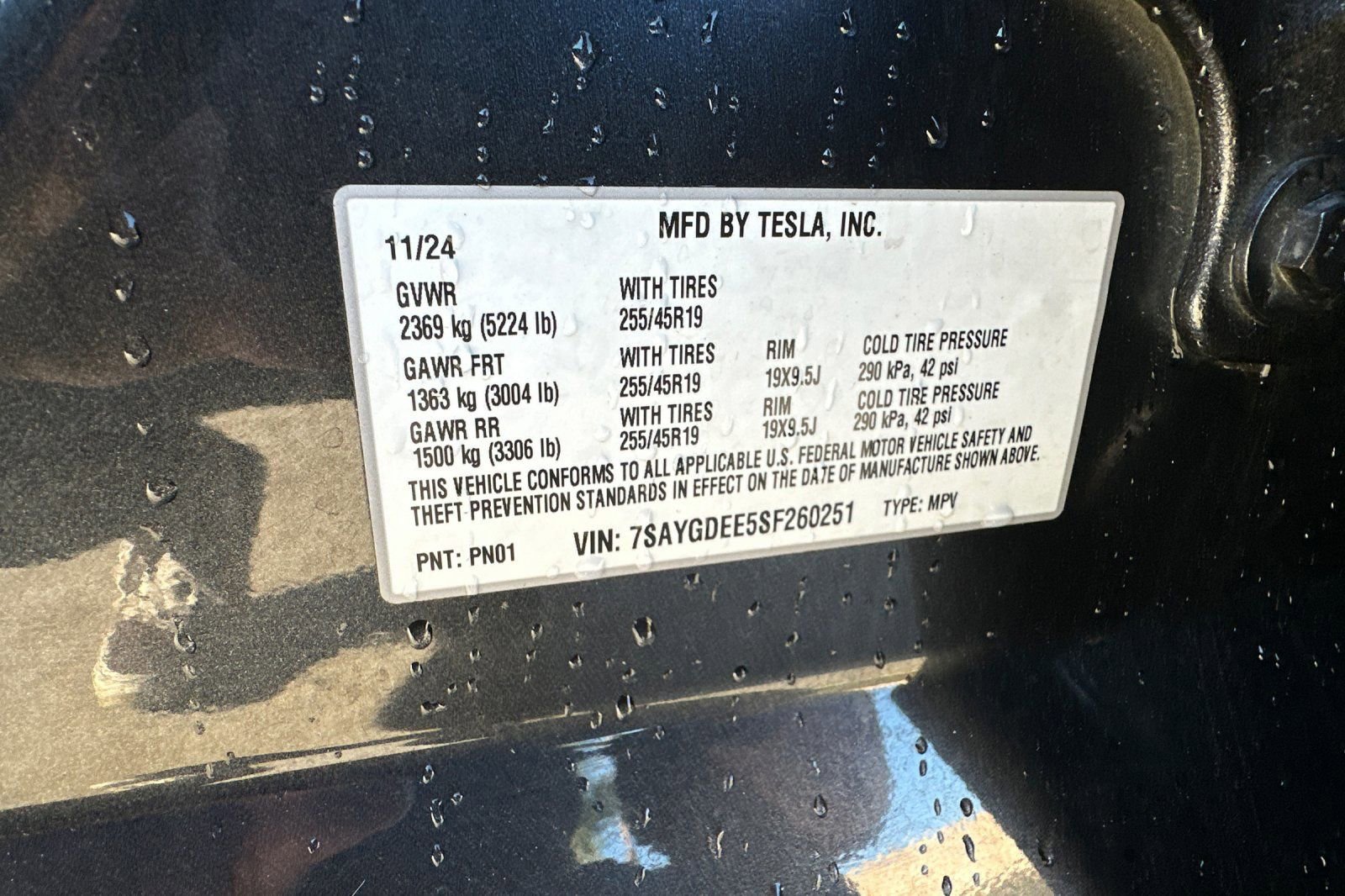 Used 2025 Tesla Model Y Long Range image 30